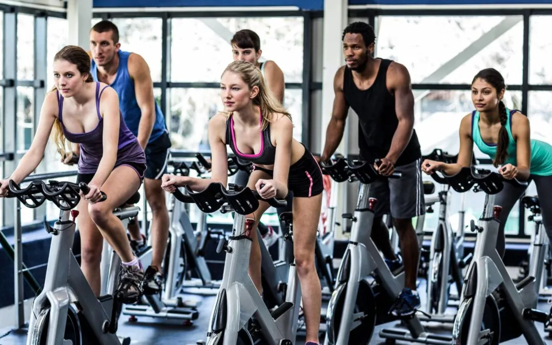 Spinning Vorteile – top Kondition durch Radfahren im Team